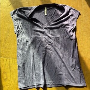Sleeveless V-Neck Tank Top - Gray